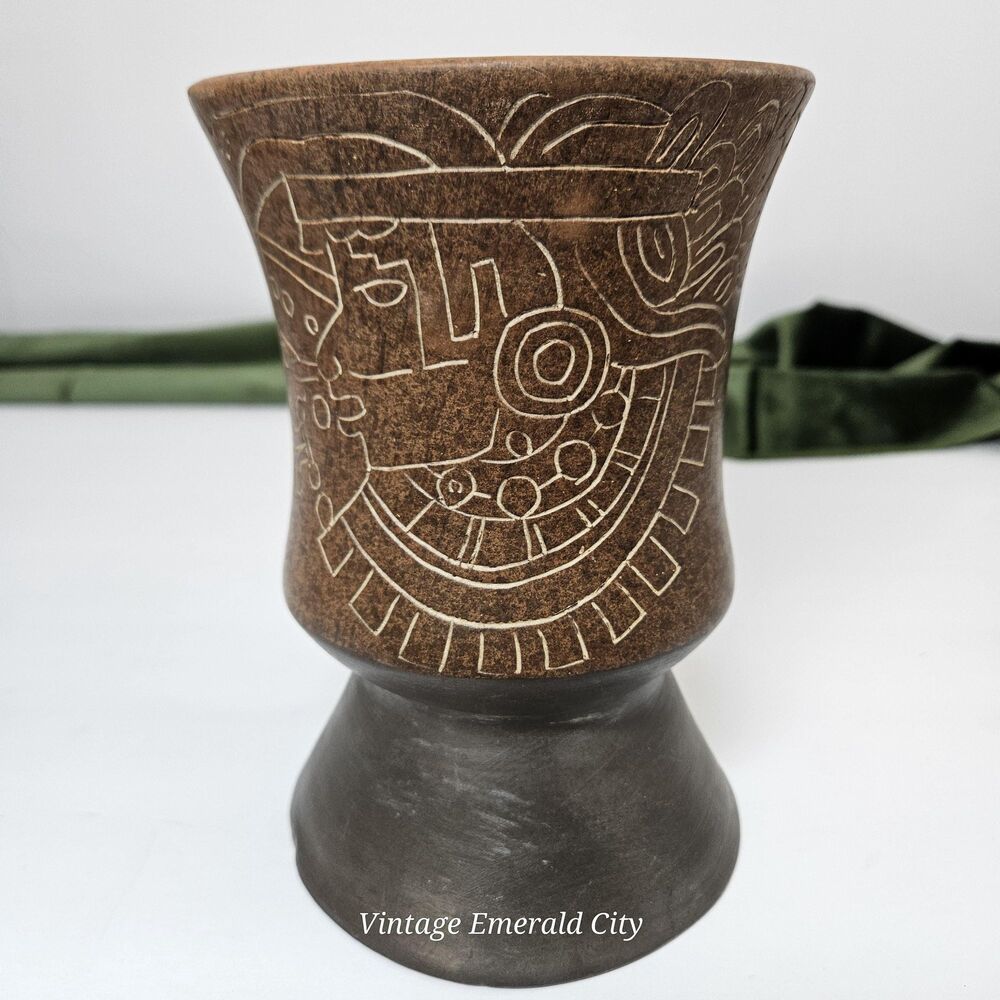 Vtg Mexico Vase Folk Art Pottery Terracota Stoneware Etched Hand-crafted Signed